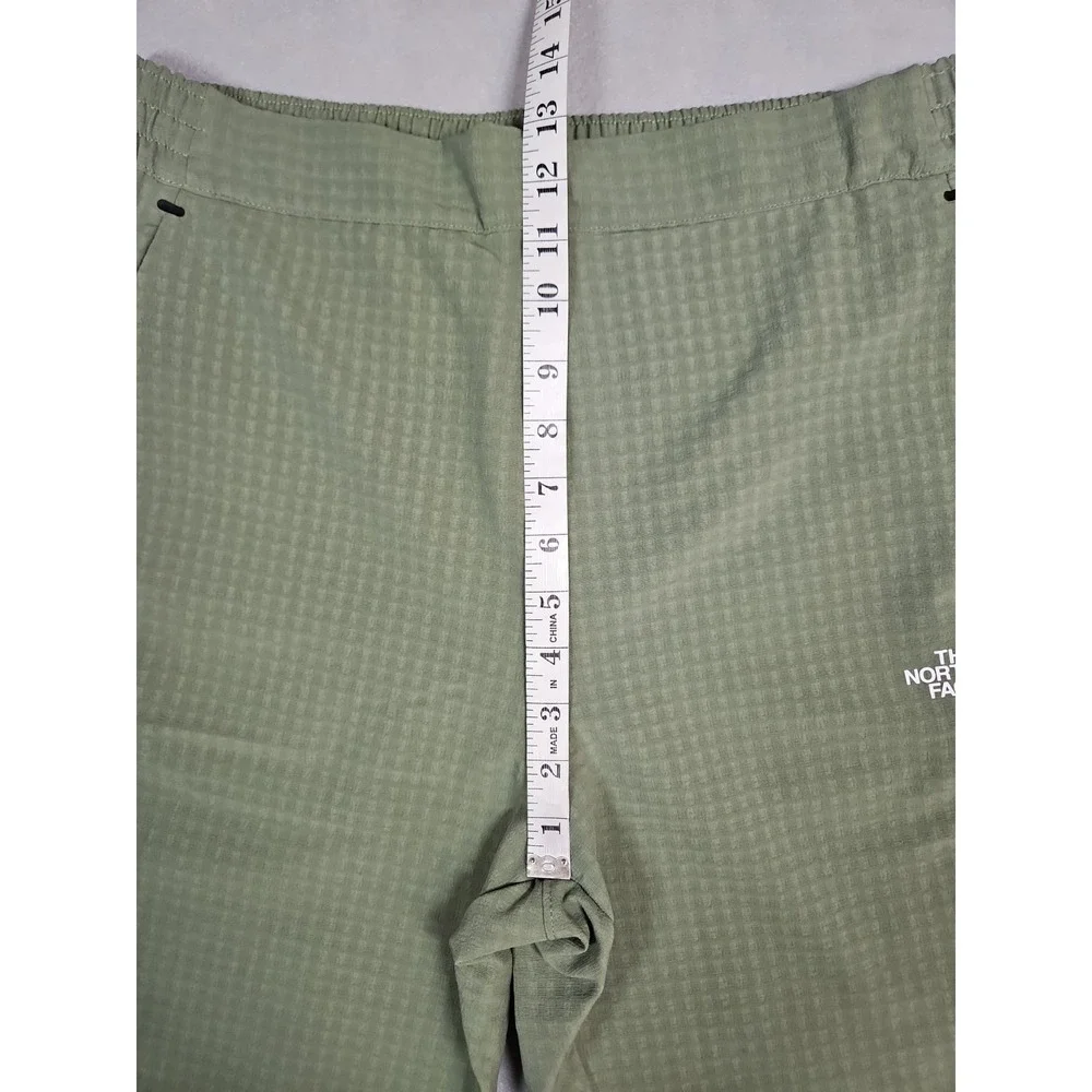 The North Face Mens Green Tekware FlashDry Pants Size Medium‎ NWT